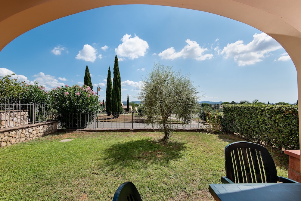 Photo - Le Corti Di Montepitti