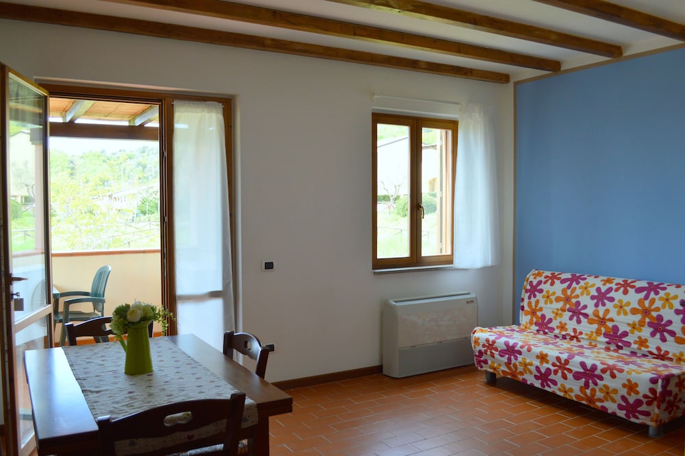 Photo - Le Corti Di Montepitti