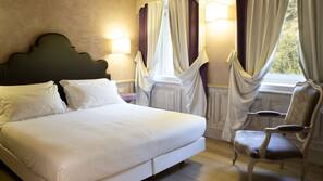Biancheria da letto di alta qualità, copriletto in piuma, minibar