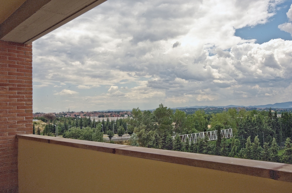 Photo - City Residence