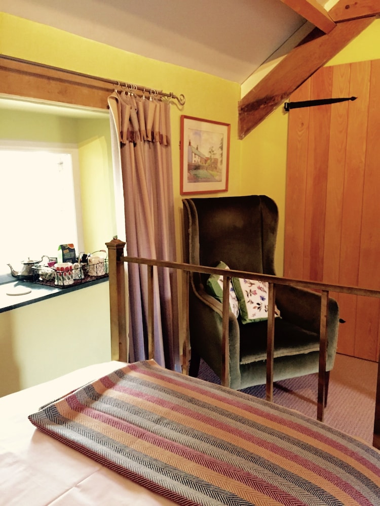Crake Trees Manor: Deals & Reviews (Penrith, GBR) | Wotif - Crake Trees Manor Four In A Bed