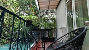 hotel condesa villa mexico balcony