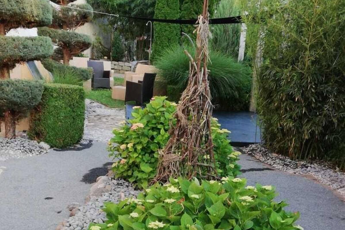 Hotel Hellers Twenty Four 1 24h Check In Faciliteiten En Beoordelingen 21 Expedia Nl