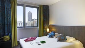 Premium bedding, in-room safe, desk, blackout curtains