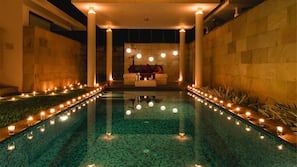 Indoor pool, outdoor pool