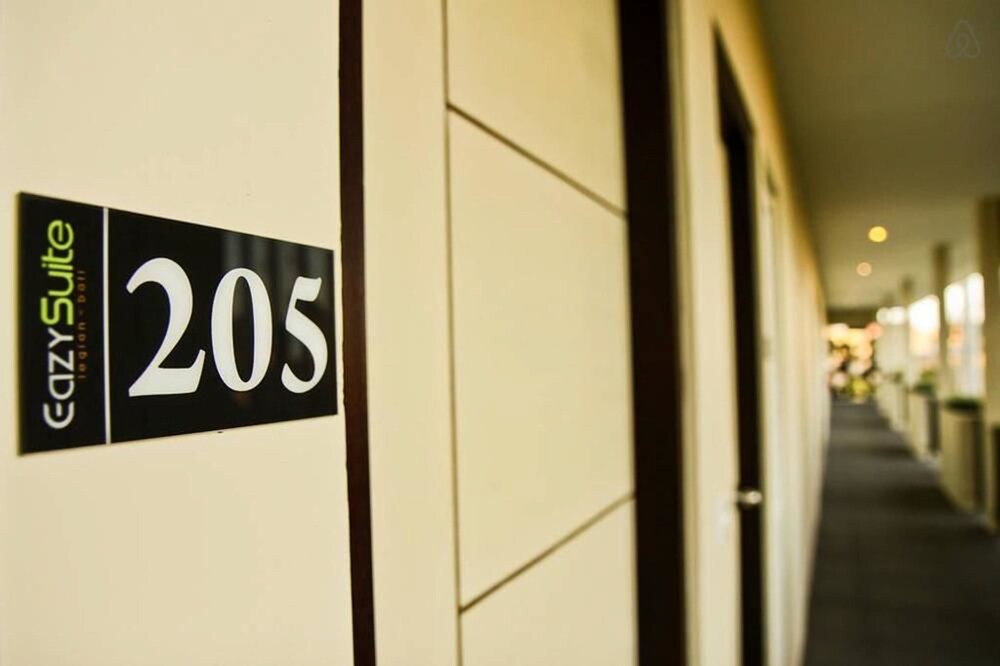 Eazy Suite Legian Idn Best Price Guarantee Lastminute - 