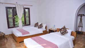 2 bedrooms, in-room safe, individually furnished, desk