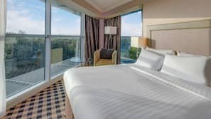 Minibar, in-room safe, soundproofing, iron/ironing board