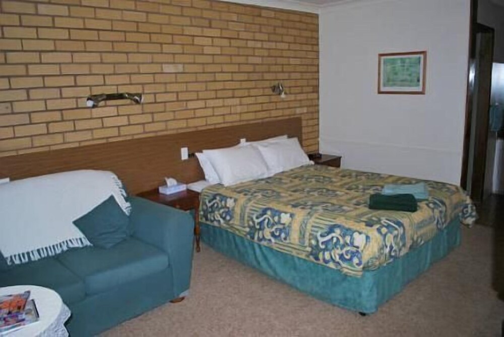 All Transit Motel
