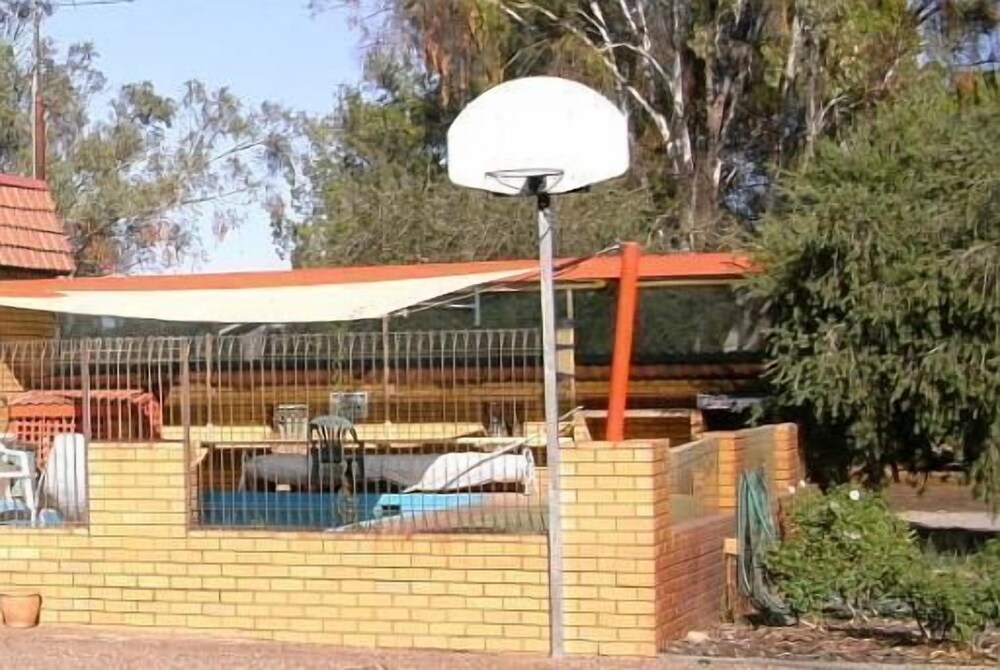All Transit Motel