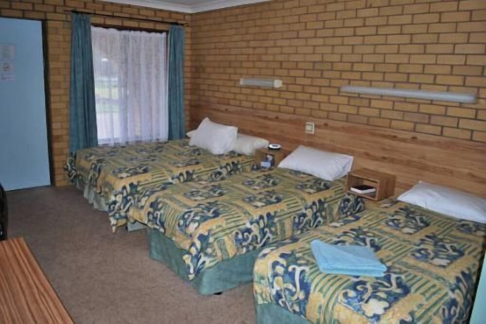 All Transit Motel