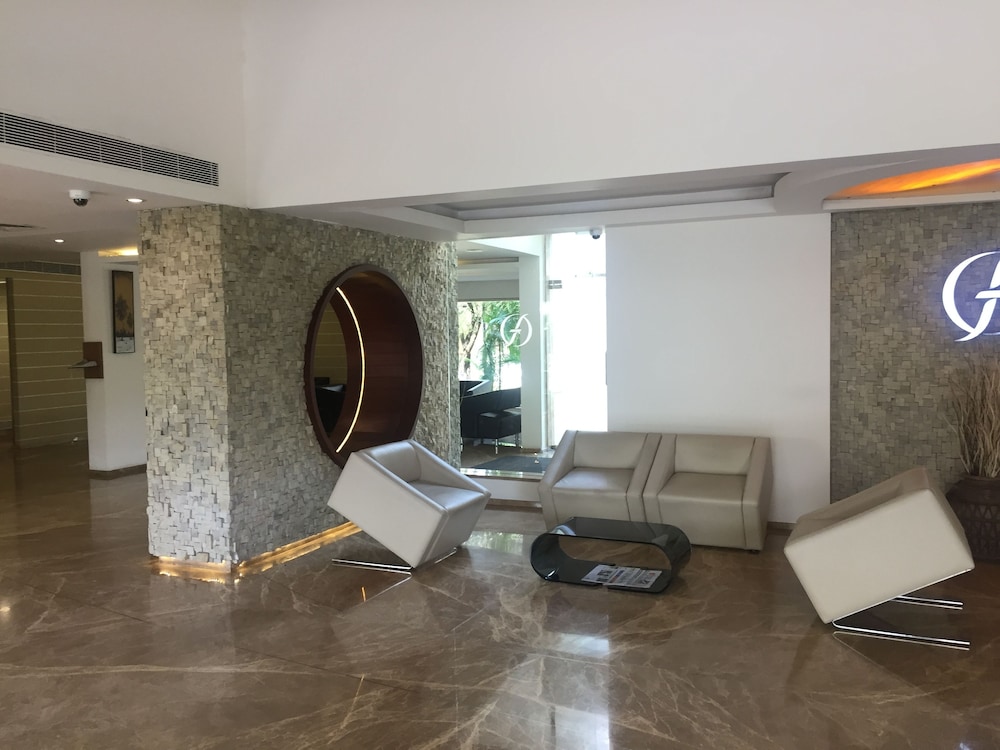 Flora Airport Hotel Cochin India Expediait - 