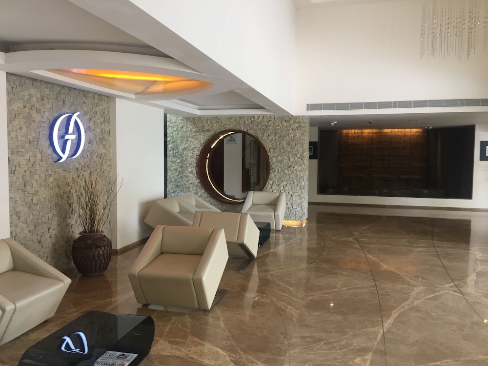 Flora Airport Hotel Cochin India Expediaes - 