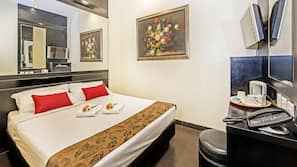 In-room safe, iron/ironing board, free WiFi