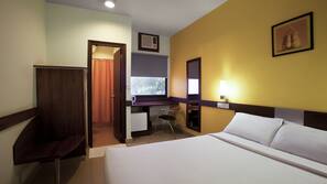 In-room safe, desk, rollaway beds, free WiFi