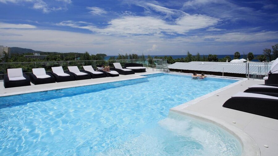 Grand Sunset Hotel