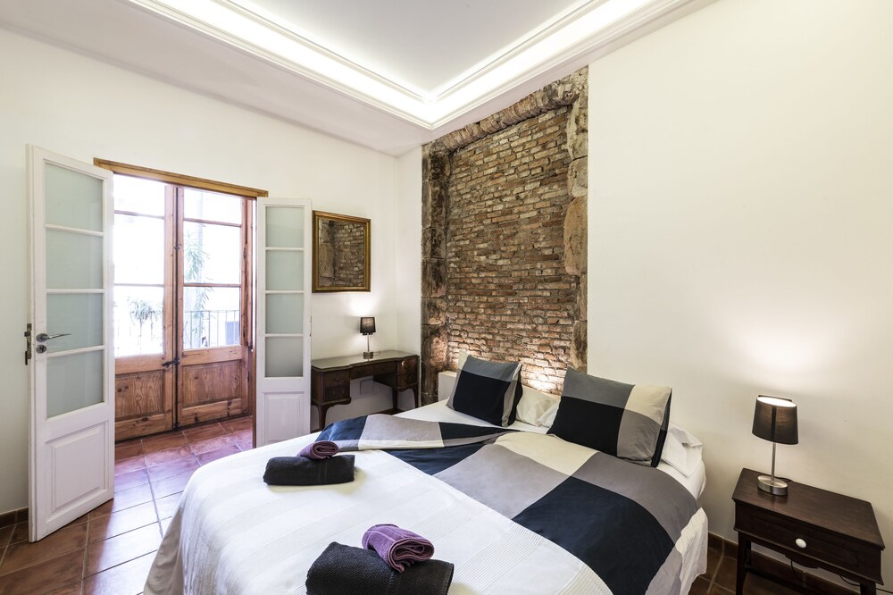 Vidre Home Plaza Real 2019 Deals Promotions Expedia Singapore