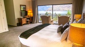 Premium bedding, down comforters, pillowtop beds, minibar