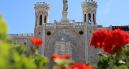 Notre Dame of Jerusalem Center