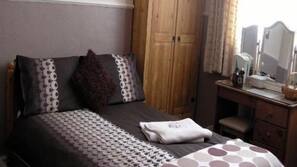 Iron/ironing board, WiFi