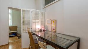 Eetruimte in kamer