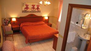 Premium bedding, desk, soundproofing, cots/infant beds