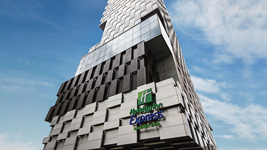 Holiday Inn Express Bangkok Siam, an IHG Hotel