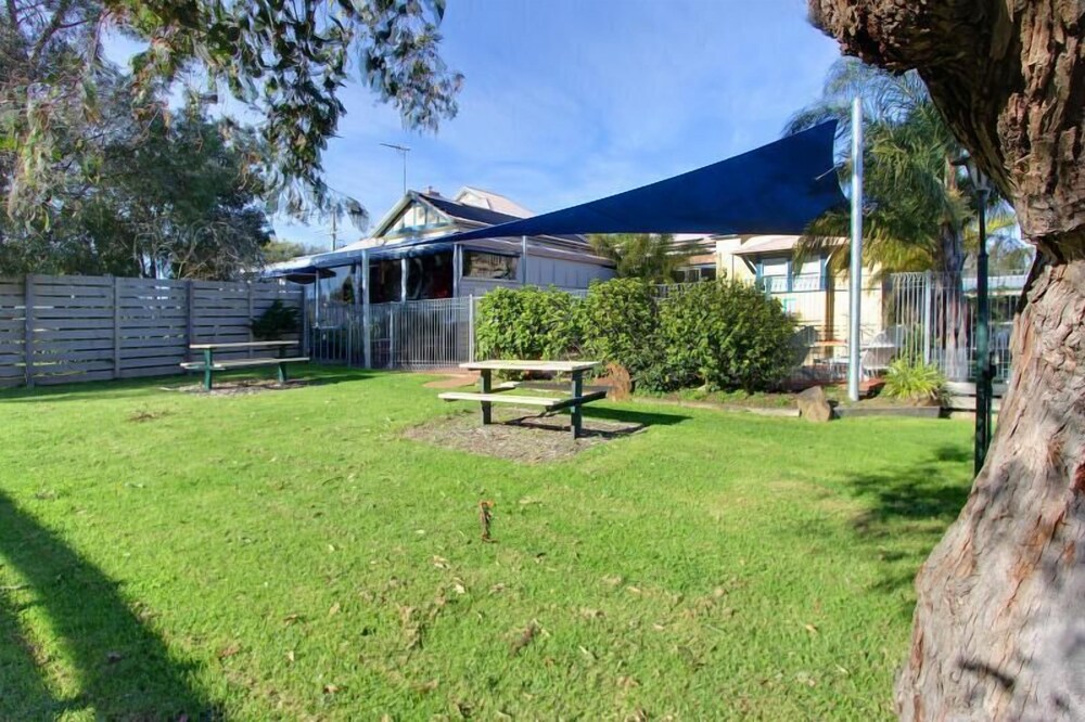 Amaroo Holiday Park