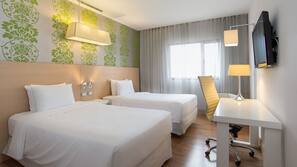 Minibar, in-room safe, desk, free WiFi
