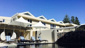 Piscine extérieure