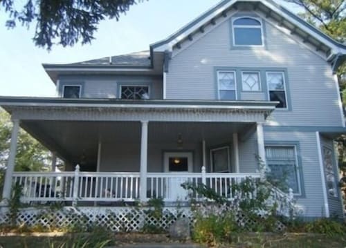 Great Place to stay The Sawyer House Bed & Breakfast near Sturgeon Bay 