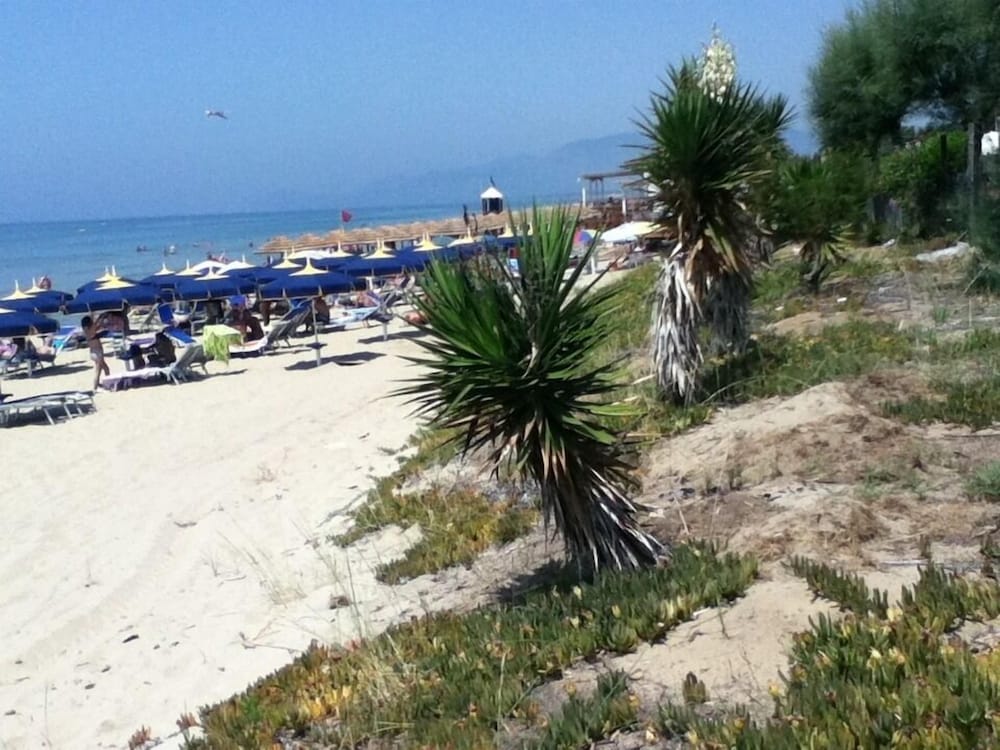 Residence Le Spiagge Sperlonga Italia Expediait