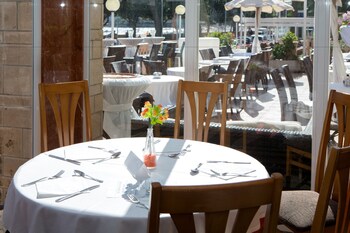 Hotel Tropico Playa Deals Reviews Calvia Esp Wotif