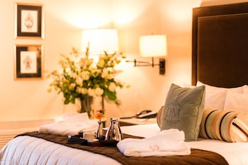 Diamond Mills Hotel & Tavern