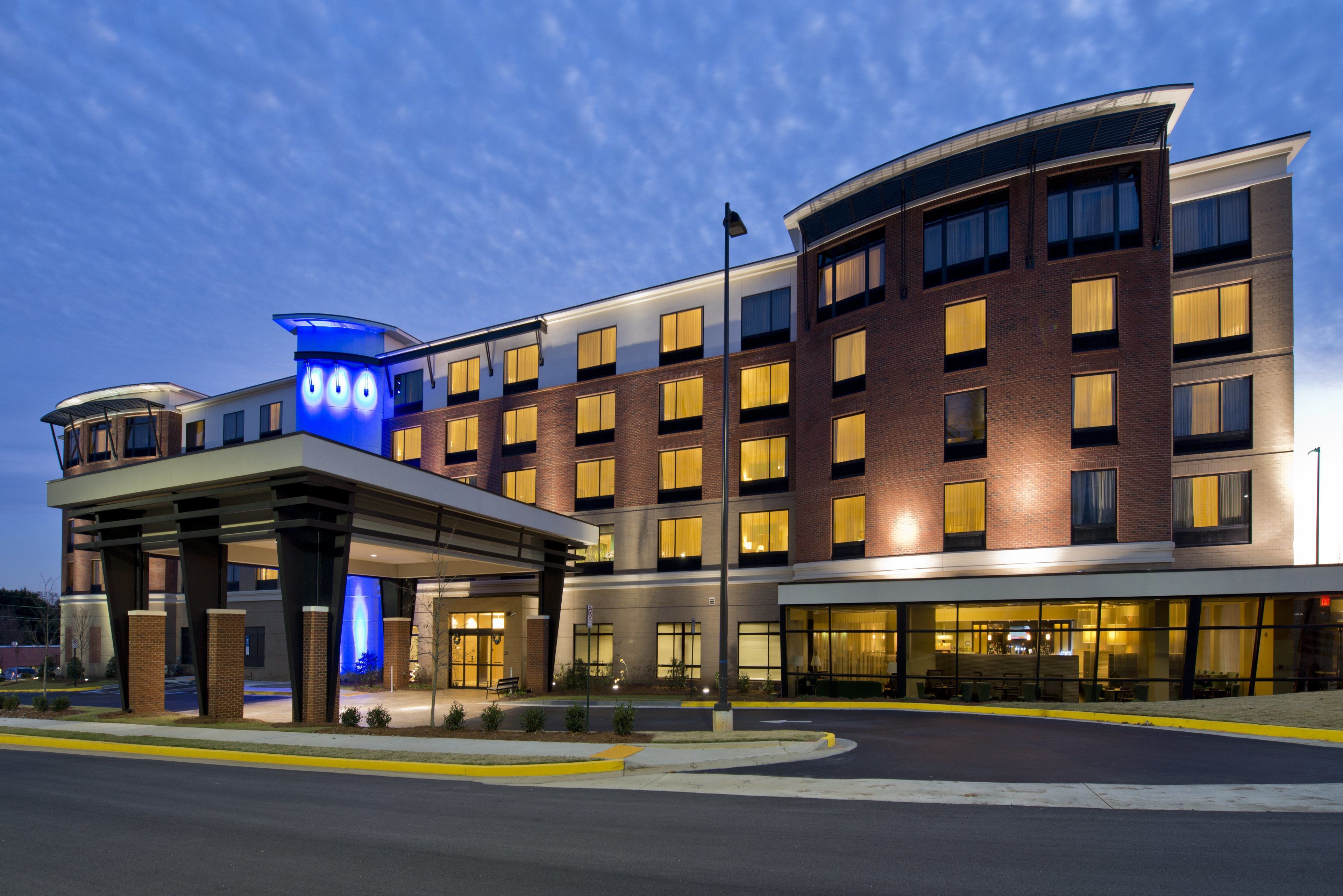 Hotel Indigo Atlanta Airport - College Park, an IHG Hotel in College