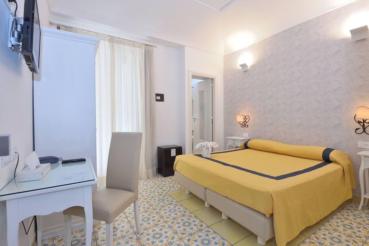 Hotel Settebello Minori Italia Expedia It