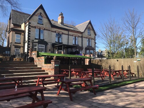 ホテル アンフィールド 口コミ 部屋写真 料金 お得情報 エクスペディア