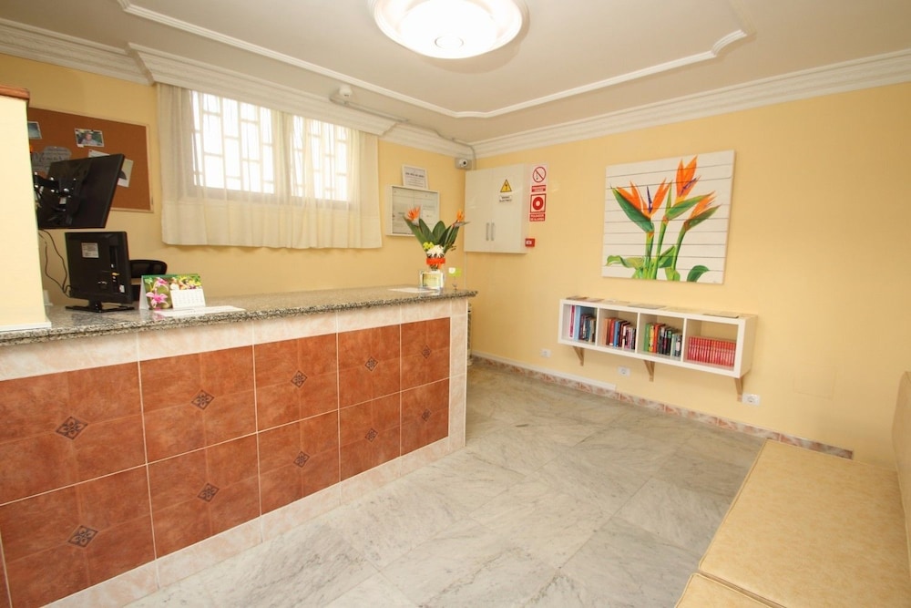 Strelitzias Apartments