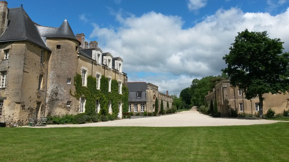 Hotel The Originals Le Manoir De La Jahotière Ex Relais Du