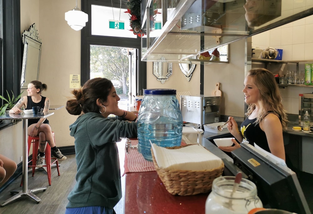 Elephant Backpacker Sydney - Hostel