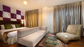 In-room safe, desk, iron/ironing board, free WiFi