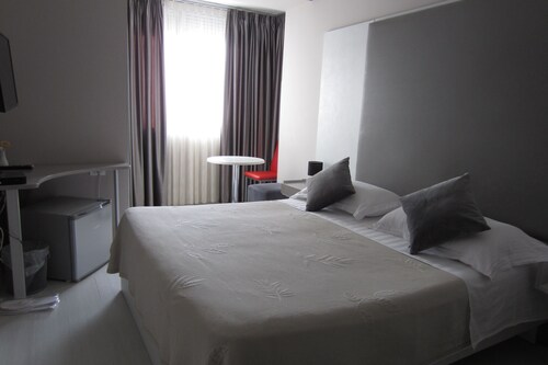 Lgbt Freundliche Hotels In Tirana Tirana County Hotels Expedia De