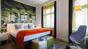 Premium bedding, in-room safe, desk, blackout curtains