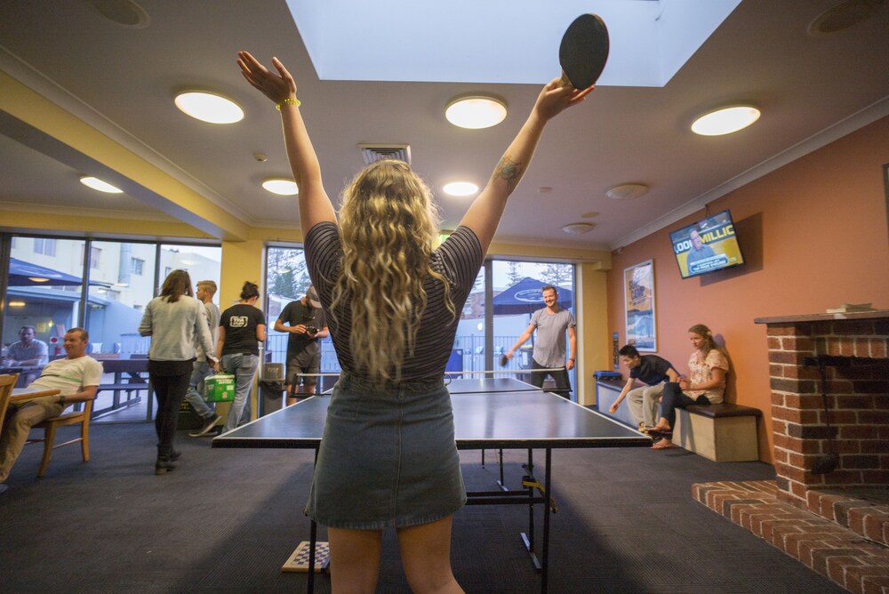 Sydney Beachouse YHA - Backpacker