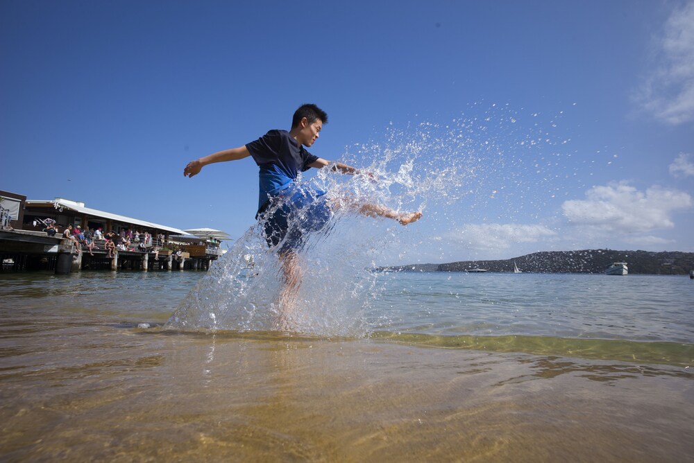 Sydney Beachouse YHA - Backpacker