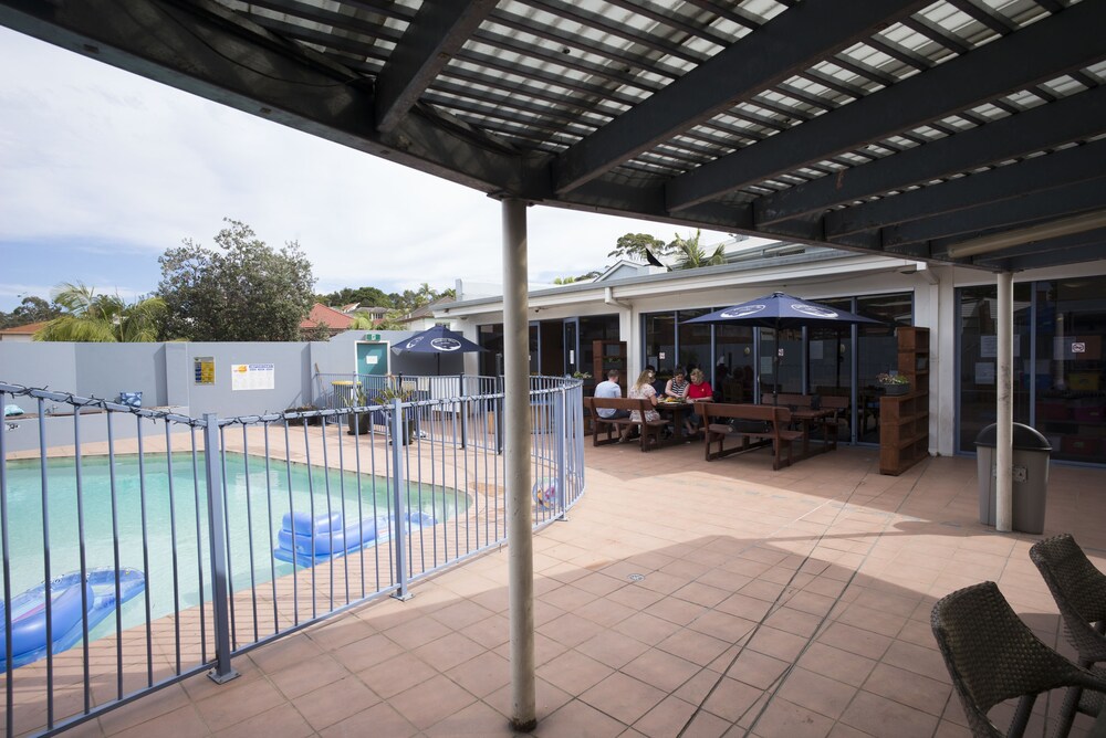 Sydney Beachouse YHA - Backpacker