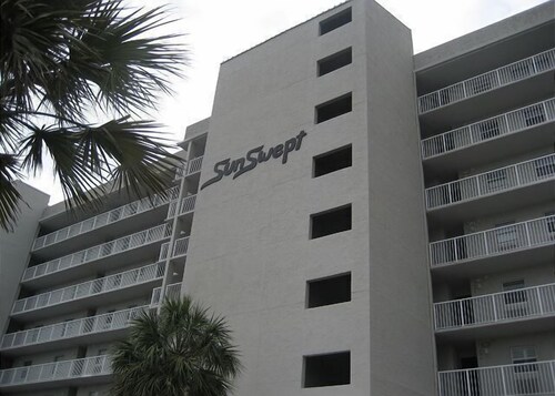 Sunswept Iniums 2018 Room Prices Deals Reviews Expedia Beach Ocean View Featured Image