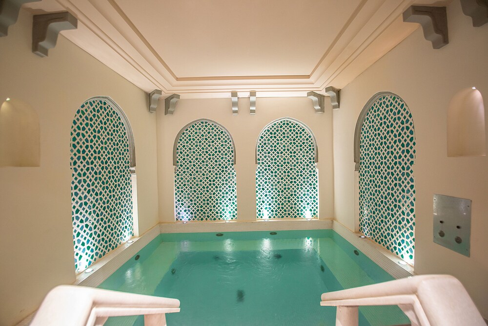 Fairmont Jaipur C 121 C 5 0 9 Jaipur Hotel Deals Reviews Kayak