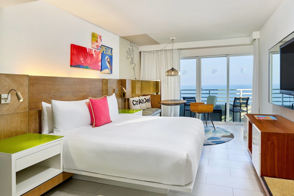 Royal Palm South Beach Miami, a Tribute Portfolio Resort in Miami