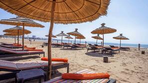 Private beach nearby, beach bar